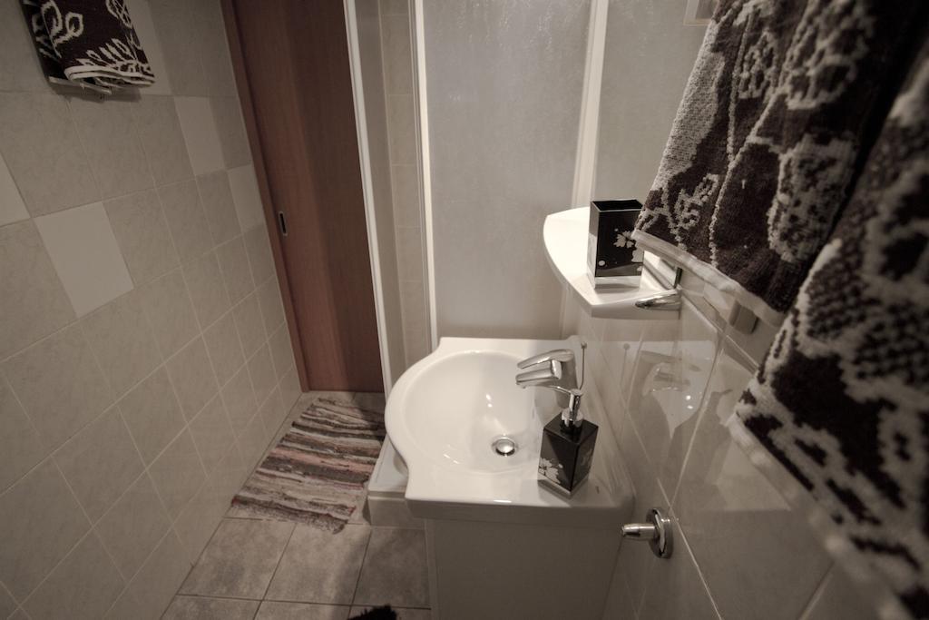 Apartmani Nighty Night Zagreb Zimmer foto